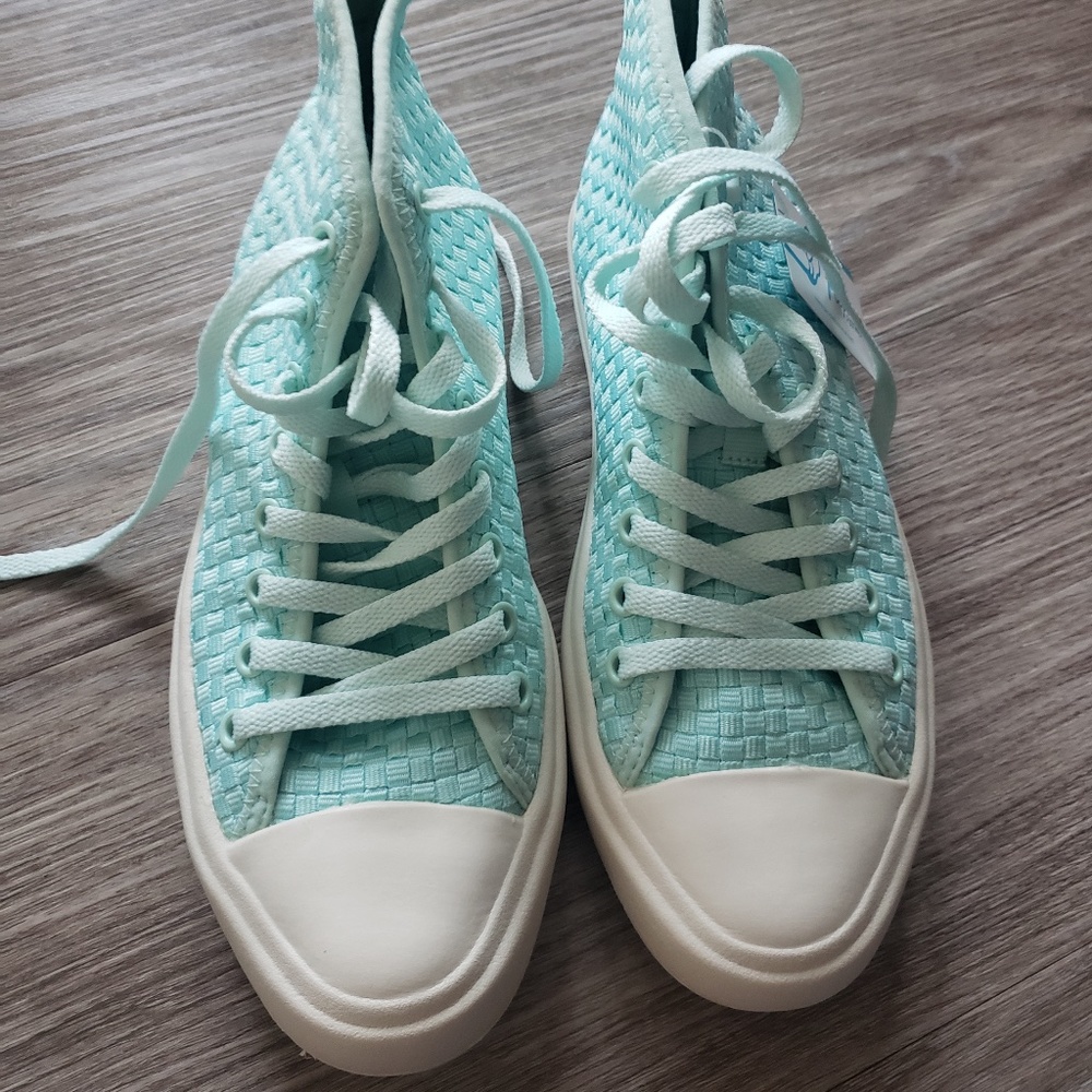 NIB PEOPLE PHILLIPS HIGH